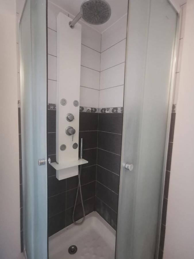 Appartement Mezzanine Aux Portes De Rennes Везен-ле-Коке Экстерьер фото